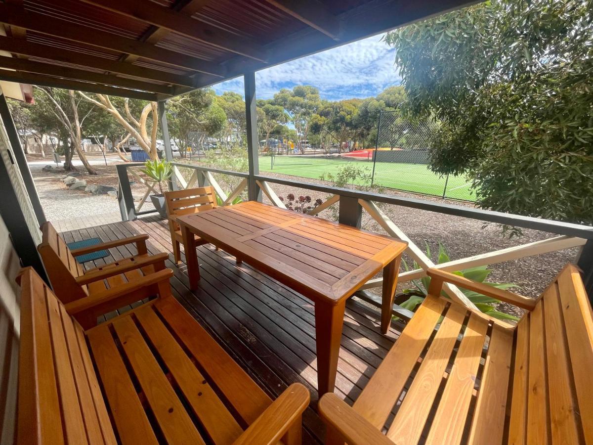 Big4 Port Willunga Tourist Park Hotel Aldinga Bagian luar foto
